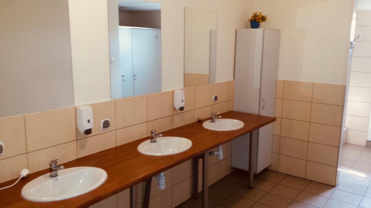 Uslugi Noclegowe Akademicka Łomża Exterior foto